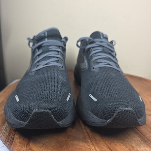 Brooks Adrenaline GTS 22 Mens Triple Black Size 11.5 Running Shoes 1103661D020 - Picture 4 of 12